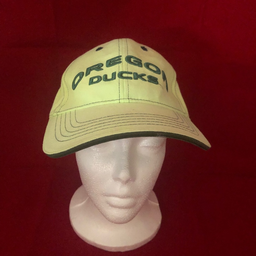 Vintage University of Oregon Ducks Neon Hat